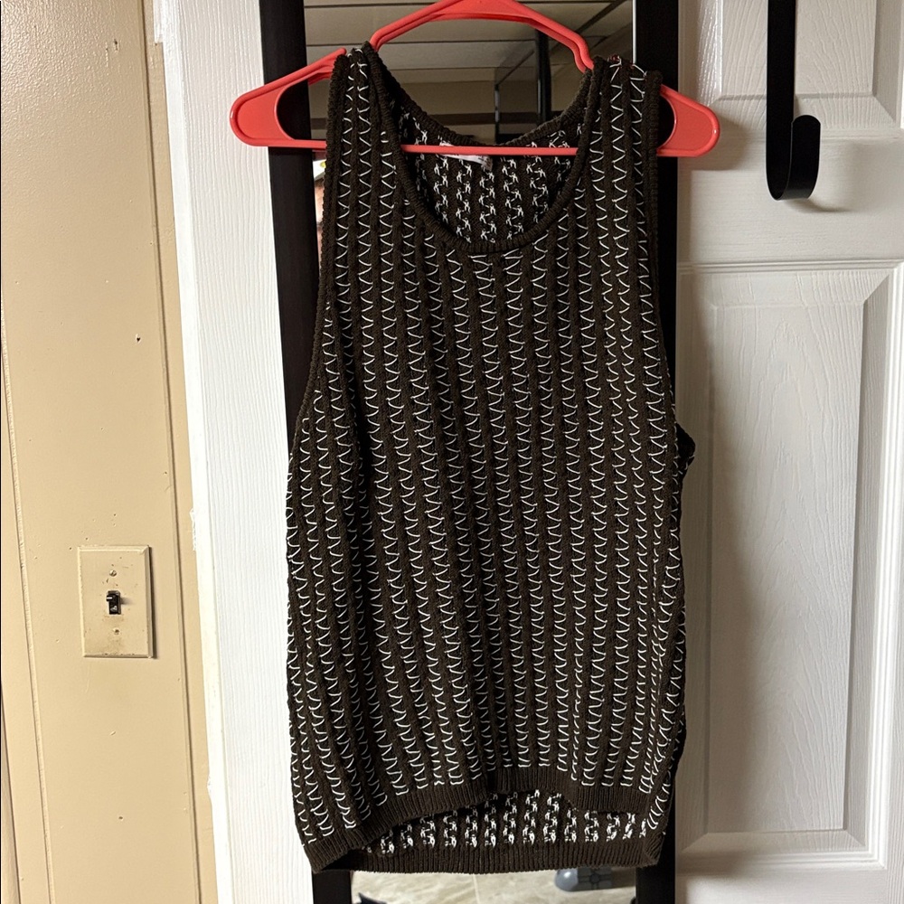 ZARA -Black and White Patterned Tank Top